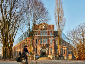 Отель Generator Amsterdam  Амстердам